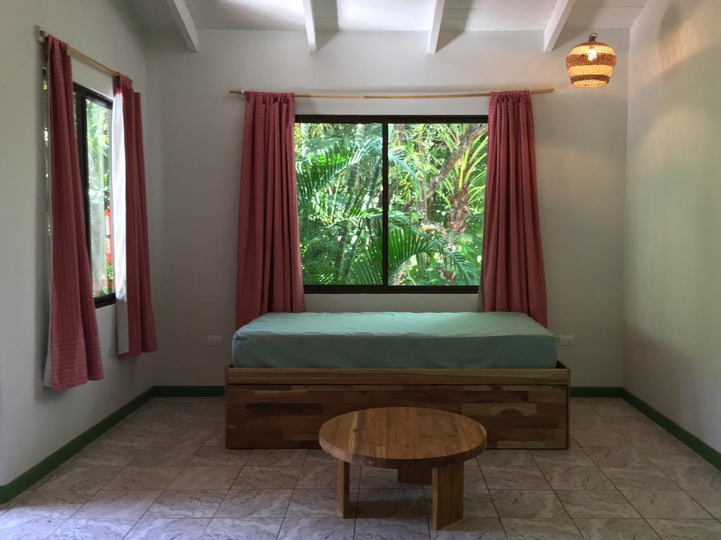 נוסארה Harbor Reef Hotel מראה חיצוני תמונה