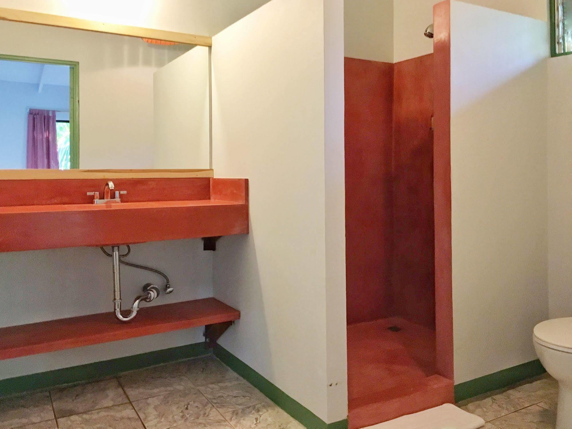 נוסארה Harbor Reef Hotel מראה חיצוני תמונה